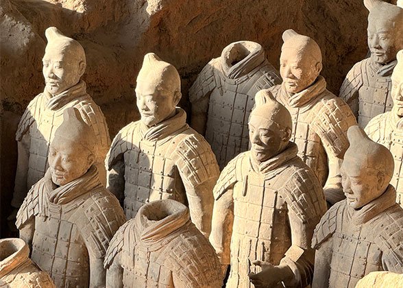 1 Day Xi'an to Terracotta Army, Giant Wild Goose Pagoda, City Wall, and Muslim Bazaar