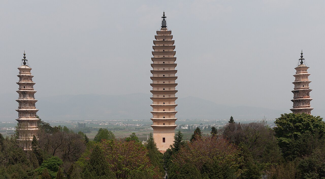 8-Day Dali, Lijiang & Shangri-La Tour in Dali