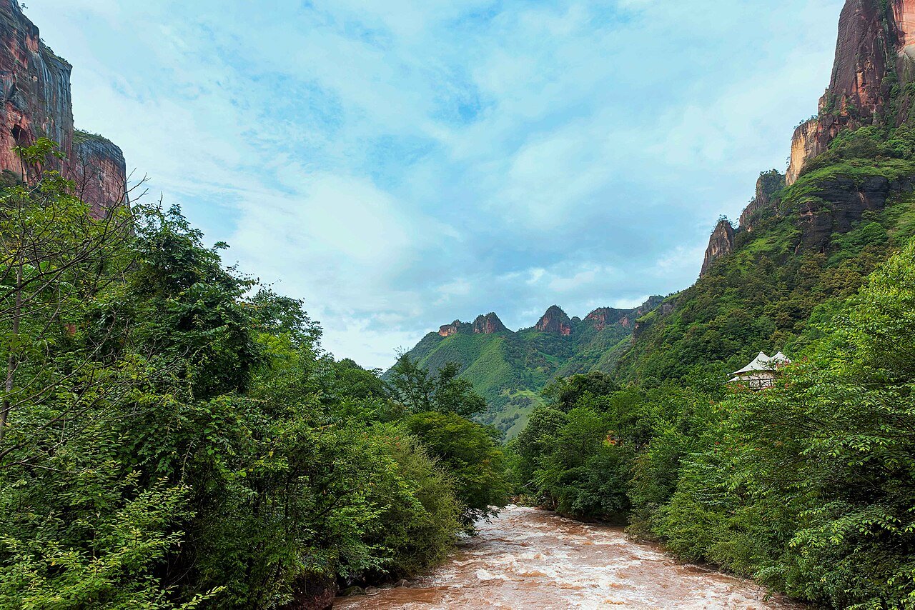 8-Day Nujiang & Dulongjiang Expedition in Yunnan