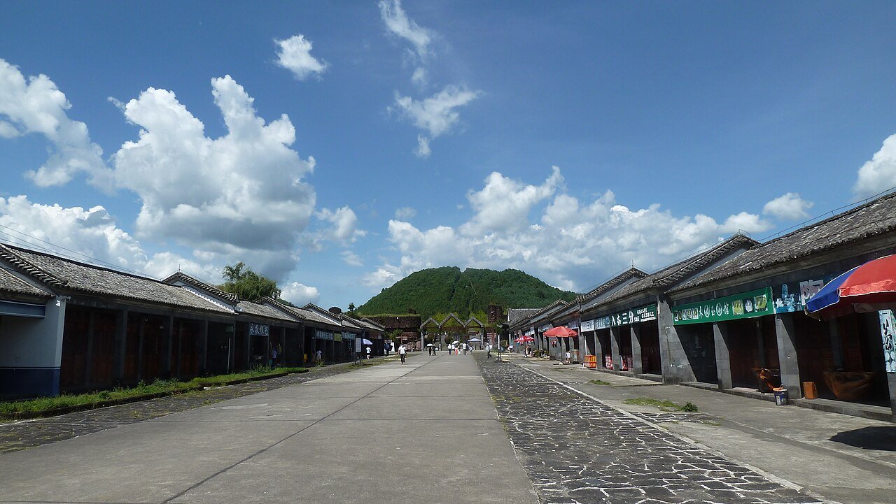 6-Day Slow Tengchong Culture & Nature Tour in Tengchong