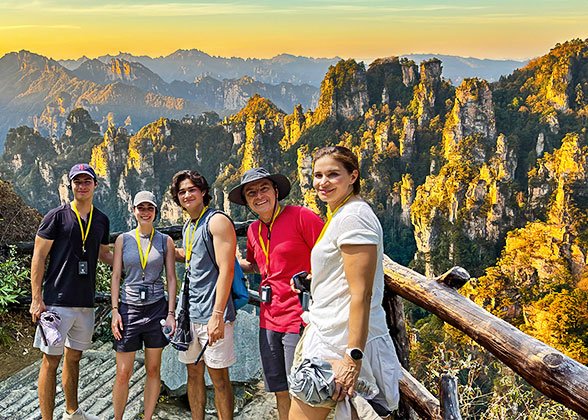 2 Days Zhangjiajie to Forest Park, Bailong Elevator, Avatar Mountain, Glass Bridge, and Tianmen Mountain