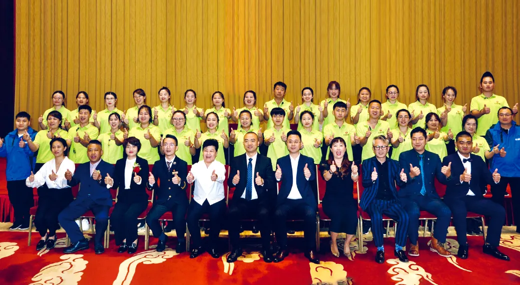 Jiatu travel team gathered at an industry event