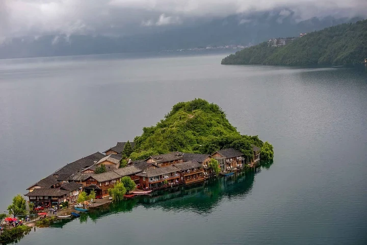 6-Day Lijiang, Naxi Villages & Lugu Lake — itinerary scenery