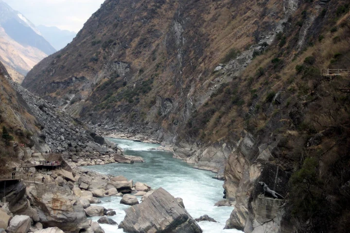 3-Day Classic Tiger Leaping Gorge Tour — itinerary scenery