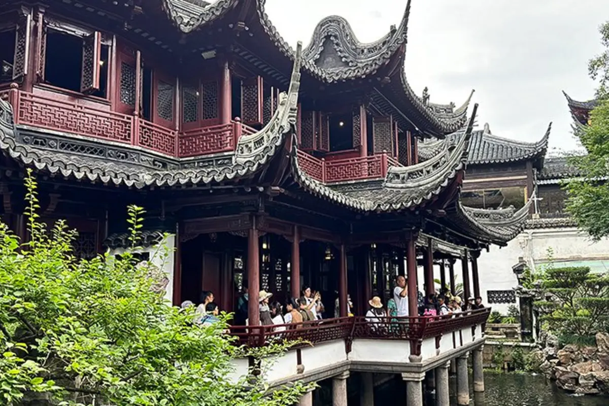 Shanghai city scene before departure
