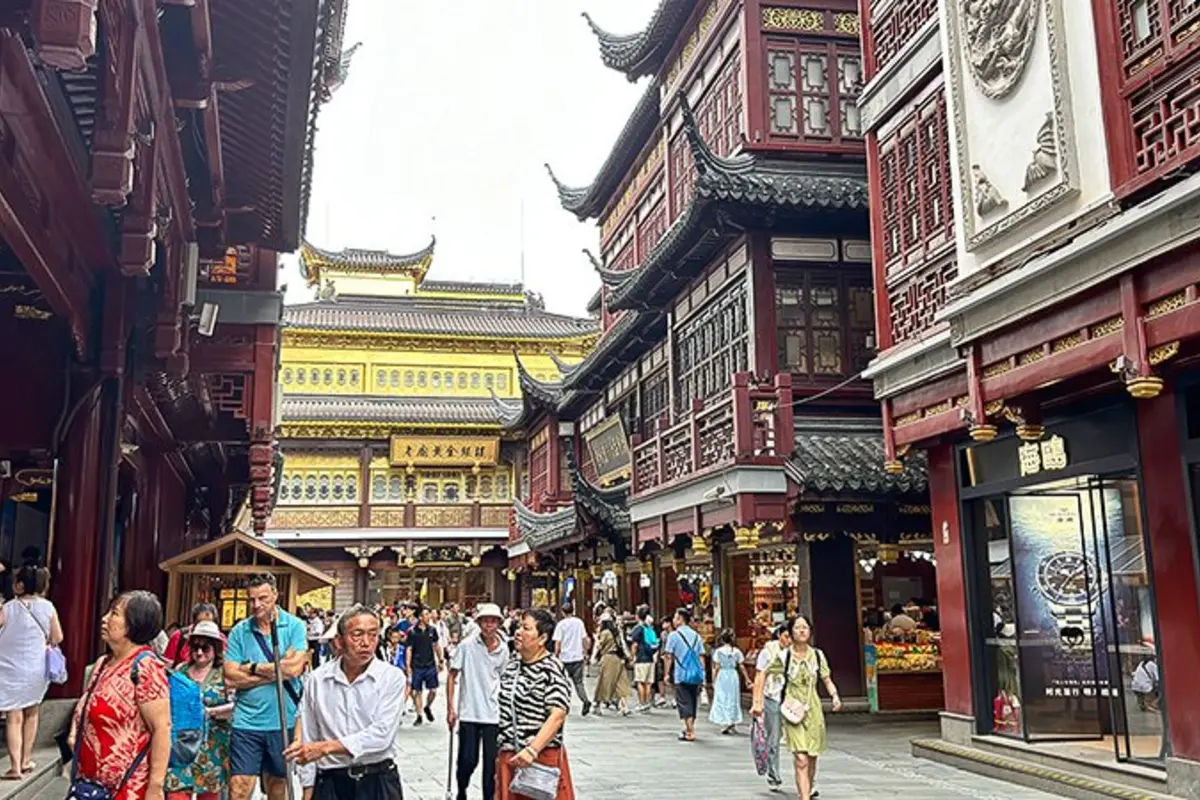 Shanghai city scene before departure
