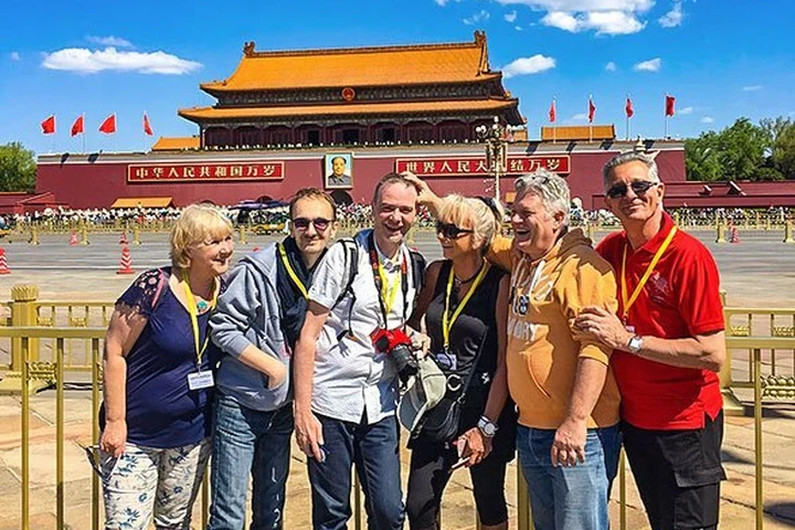 A travel group visiting Tiananmen in Beijing