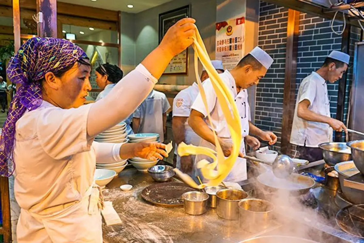 Buffet lunch during the Xi’an day tour