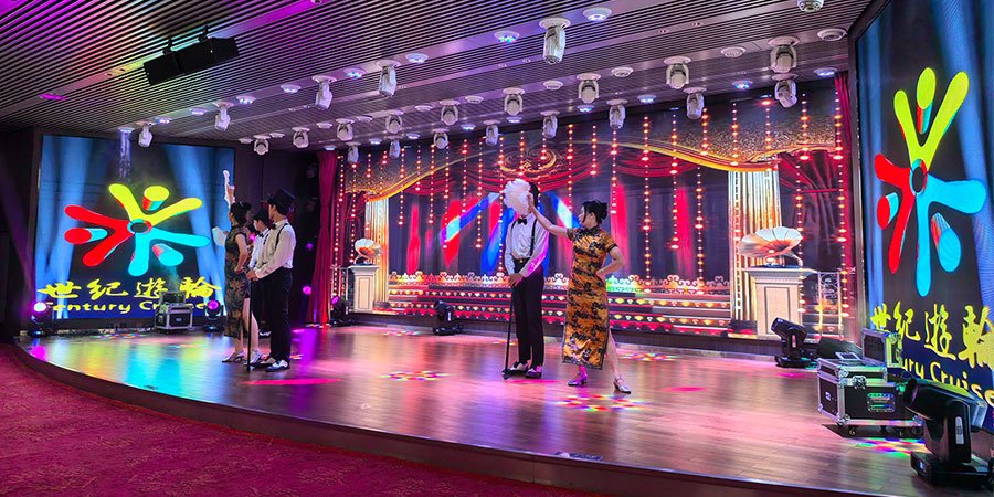 Dance Show on Yangtze River Cruiseship