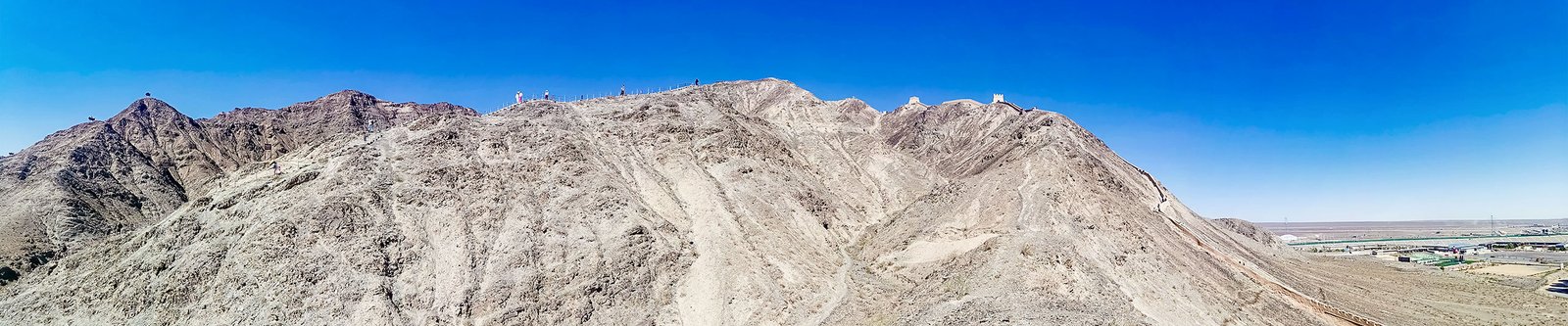 Overhanging Great Wall, Gansu