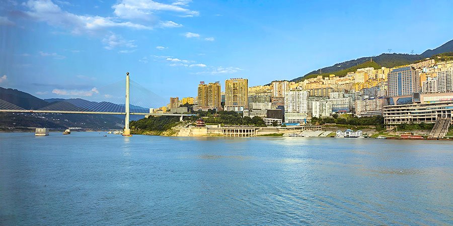 The Port along Yangtze River