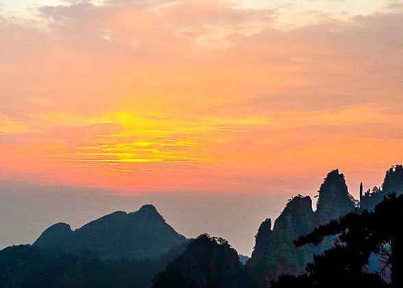 Sunrise at Xihai Grand Canyon Sunrise at Xihai Grand Canyon
