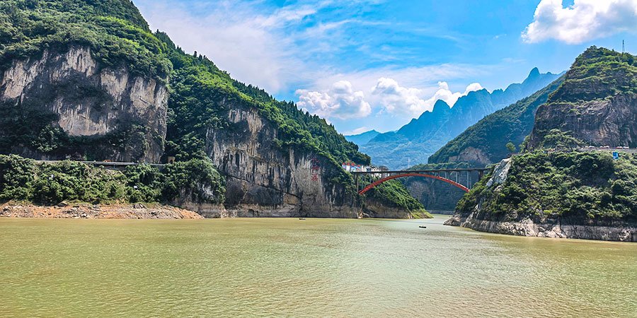 Xiling Gorge, Zigui County Xiling Gorge, Zigui County