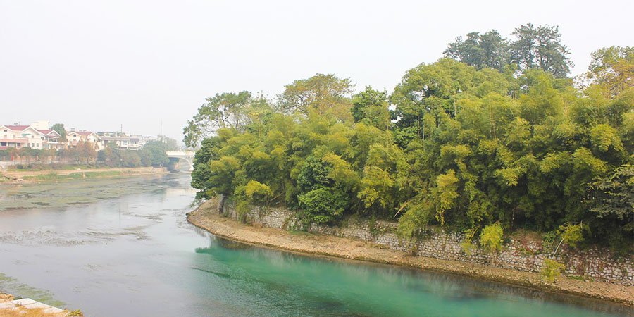 Green River Water in October