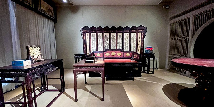 Restored Emperor Qianlong's Living Room