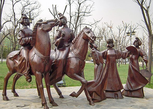 Statue of Spring Out of Women in the Tang Dynasty