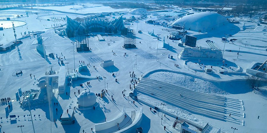 Vast Snow Views in Winter