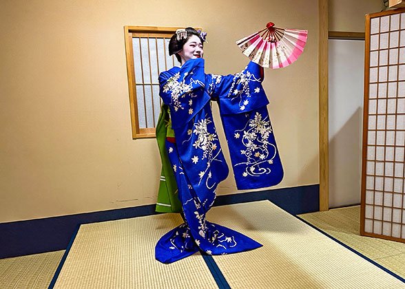 Maiko Performance Maiko Performance