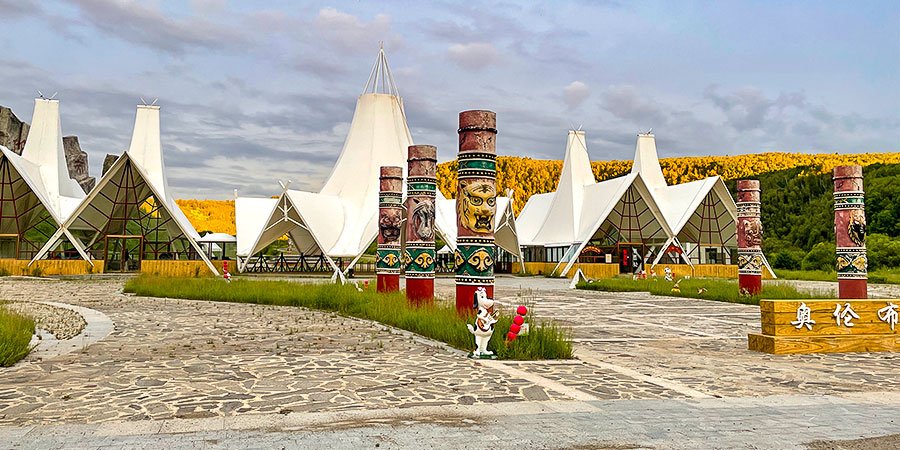 Golden Autumn in Inner Mongolia Golden Autumn in Inner Mongolia