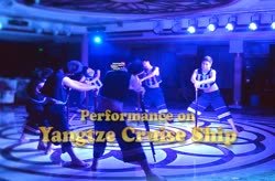 Hunting, a dancing performance on the Yangtze River Cruise