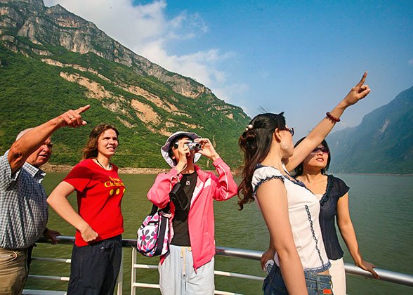 Enjoy the View of Three Gorges Enjoy the View of Three Gorges