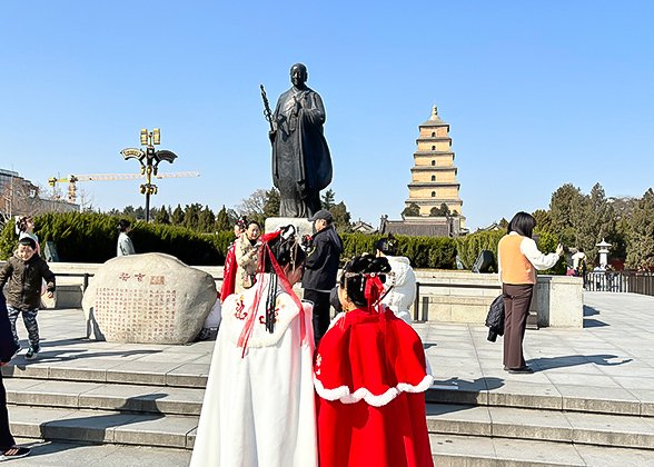 South Square of Giant Wild Goose Pagoda