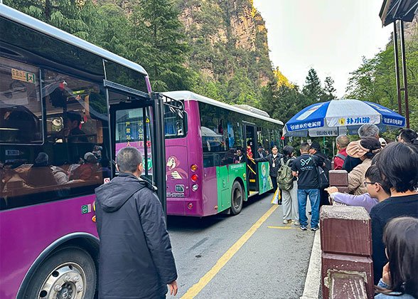 Ride Eco-bus at Bailong Elevator Lower Station