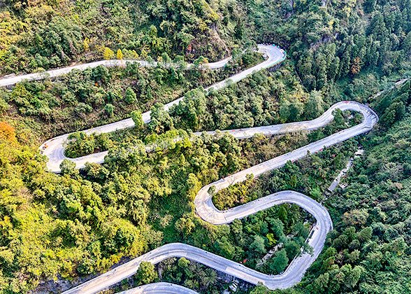 Heaven-linking Avenue of Tianmen Mountain