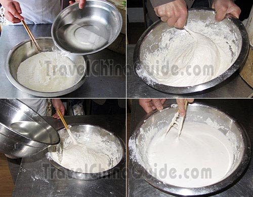 Mix the Flour and Water into Paste