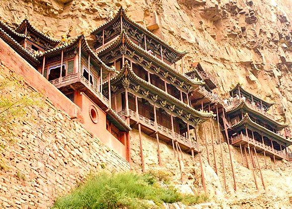 The Hanging Templea