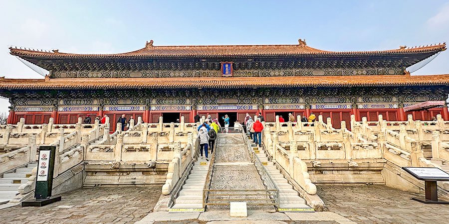 Ling''''en Palace in Changling Tomb