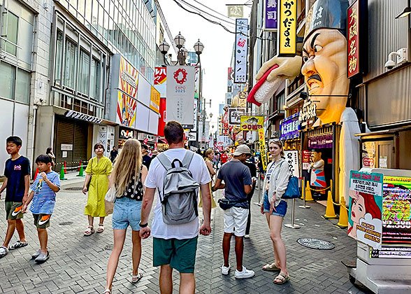Dontonbori Street, Osaka Dontonbori Street, Osaka