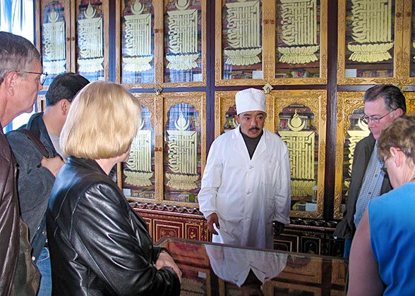 Tibetan Traditional Hospital (Mentsikhang)