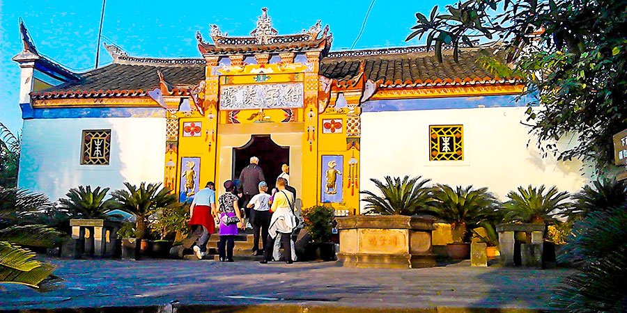 Shibaozhai (Precious Stone Fortress)
