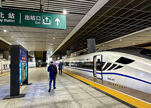 Time-saving High-speed Railway Train Time-saving High-speed Railway Train