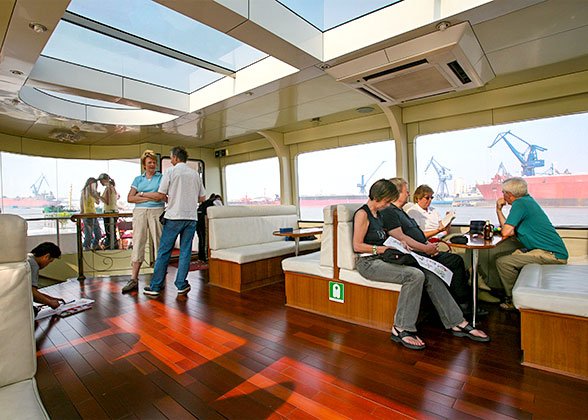 Huangpu River Cruise Ship