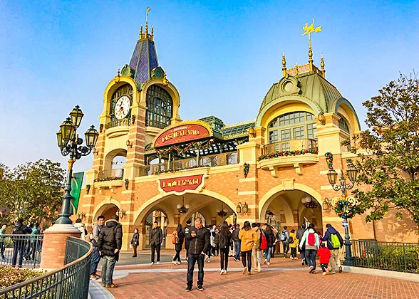 Shanghai Disneyland Ticket Booking