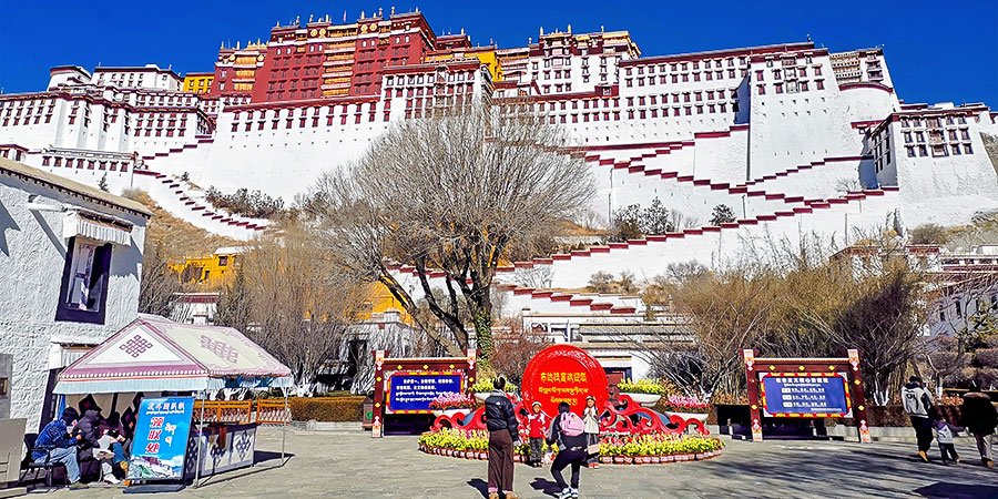 Cold but Sunny Lhasa in January