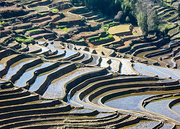 10 Days Vietnam to China Yunnan Overland Trip