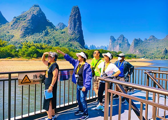 Li River Cruise Tour Li River Cruise Tour