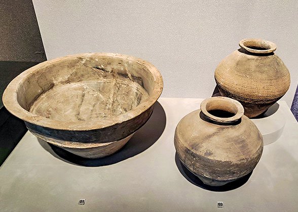 Pottery Basin for Feeding Animals