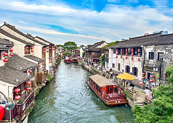 Ancient Water Town in Suzhou Ancient Water Town in Suzhou
