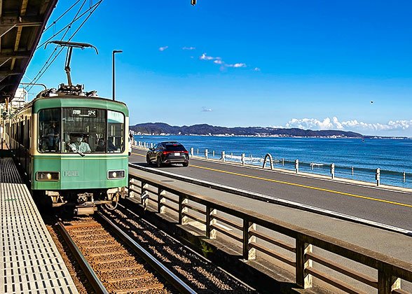 Enoshima Electric Railway Running along Seashore Enoshima Electric Railway Running along Seashore