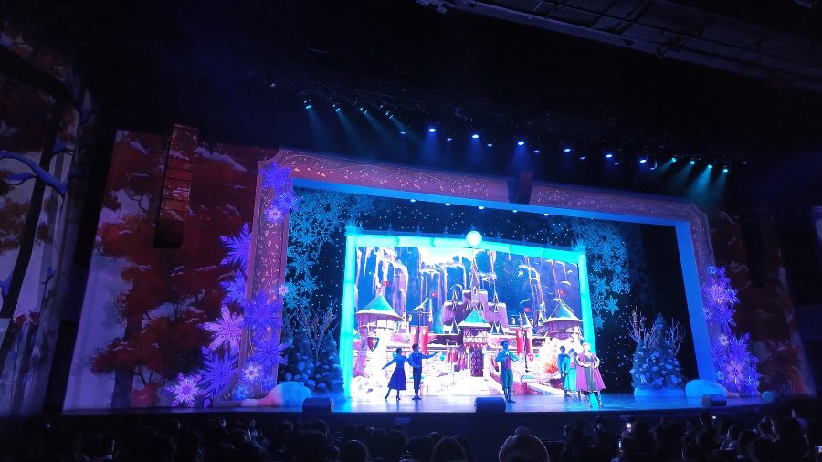 Shanghai Disneyland Sing-along Shows