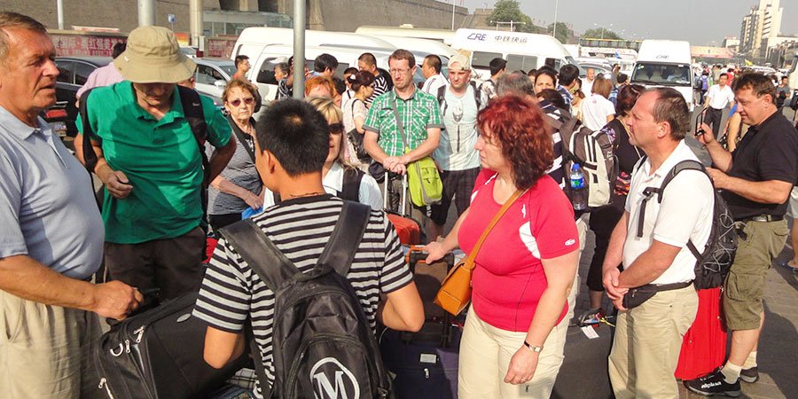 Crowds during Travel Peak Seasons