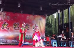 Qinqiang Opera Performance