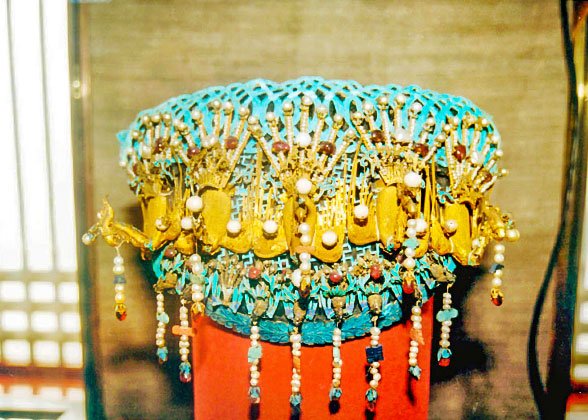 Ancient Empress Headgear, Forbidden City