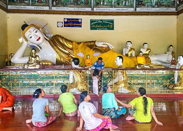 Shwedagon Pagoda, Yangon Shwedagon Pagoda, Yangon