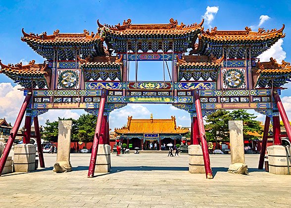 Zhaojun Temple