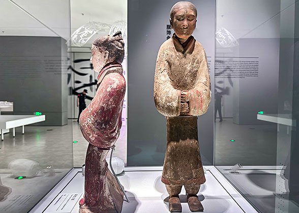 Pottery Figures in Han Dynasty